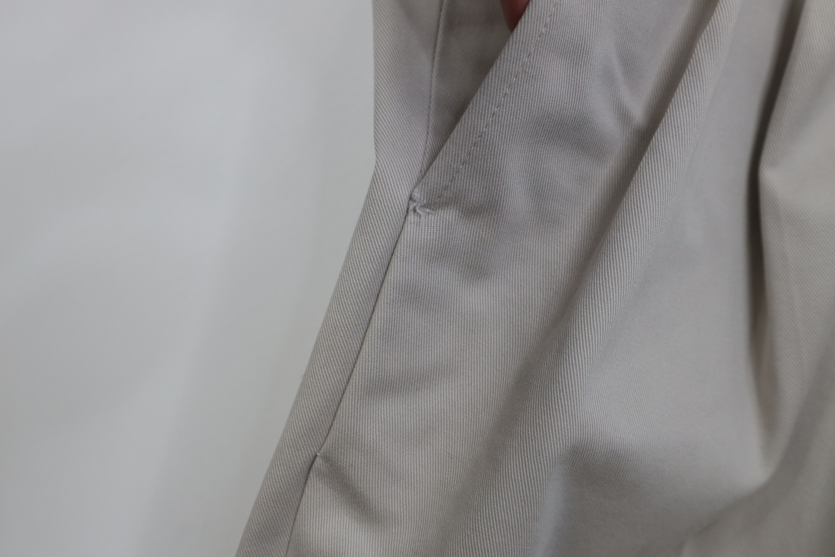 Brooks Brothers Brooks Brothers Heavy Thompson Advantage Chino Pants Stone Size US 34 / EU 50 - 8 Thumbnail