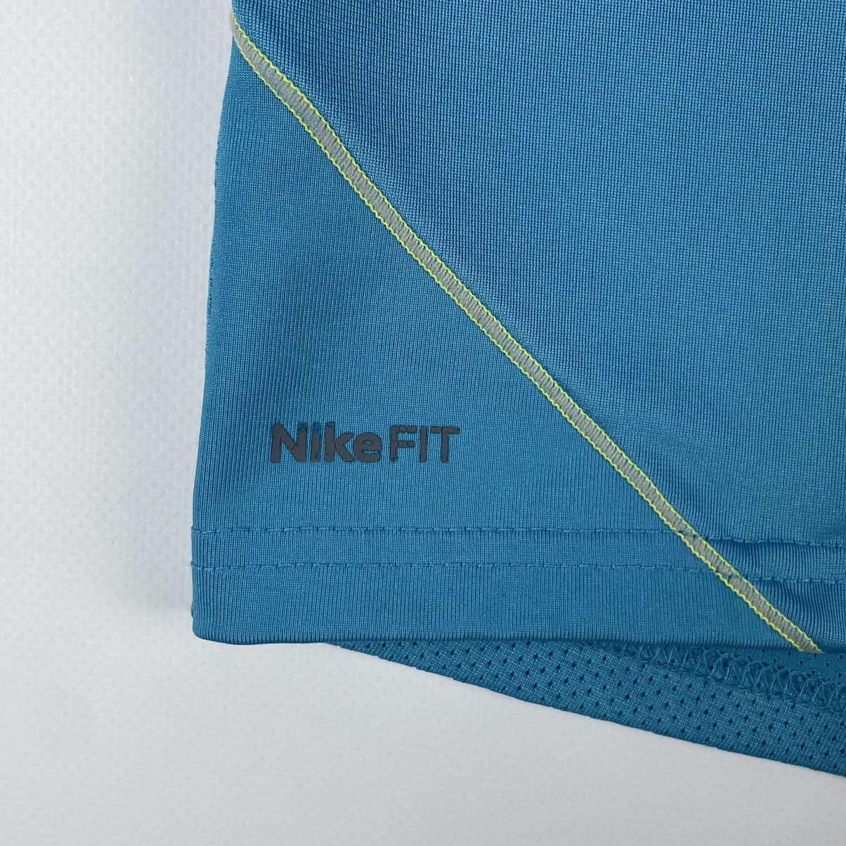 Nike Vintage Nike FC Barcelona Training Vest Shirt Soccer Jersey Size US L / EU 52-54 / 3 - 7 Thumbnail