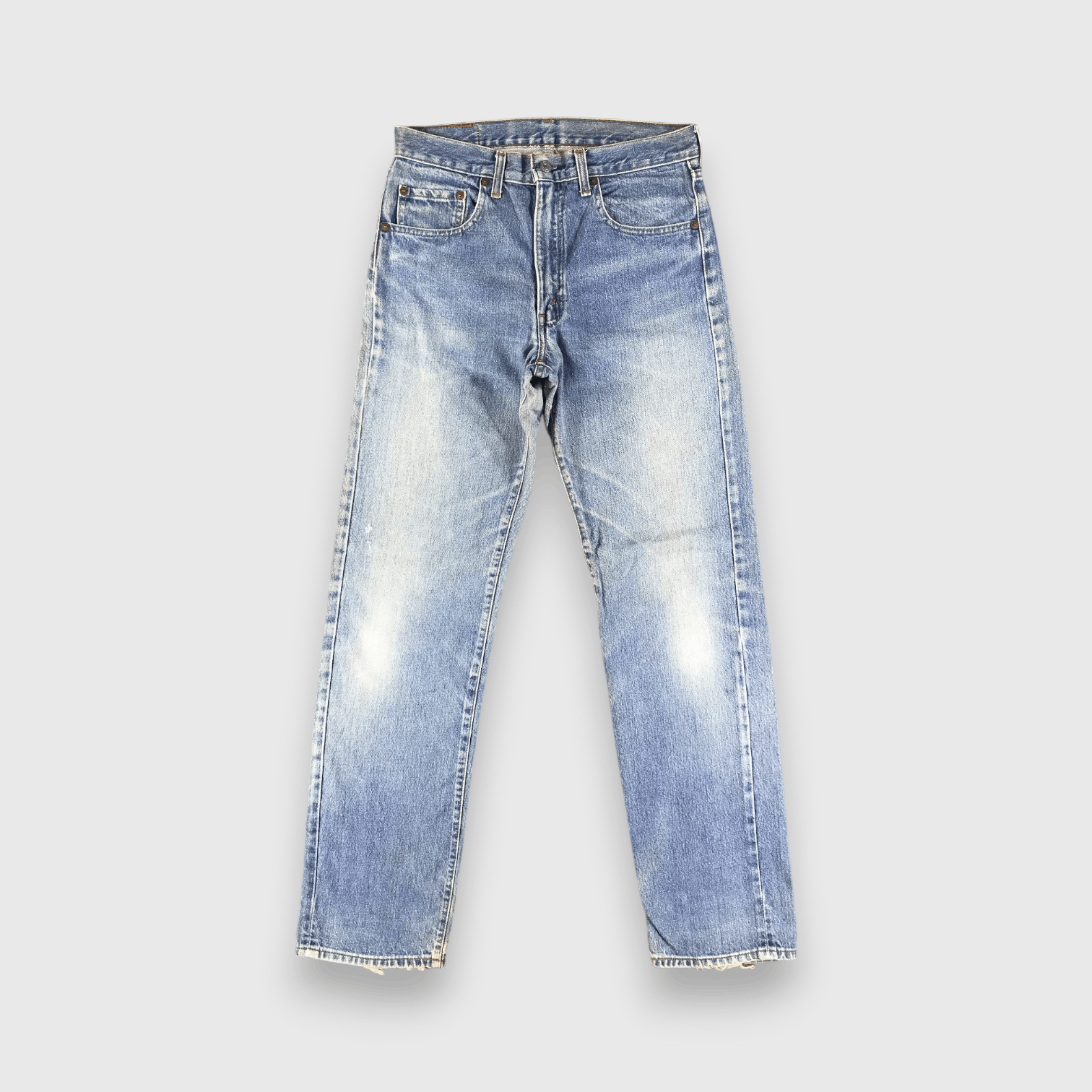 Levi's Vintage Levis 505 Jeans Medium Wash Denim -J2748 Size US 30 / EU 46 - 1 Thumbnail