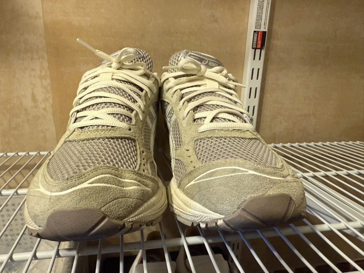 Asics Asic gel kayano 14 (Juliana Salazar) Size US 11 / EU 44 - 2 Thumbnail