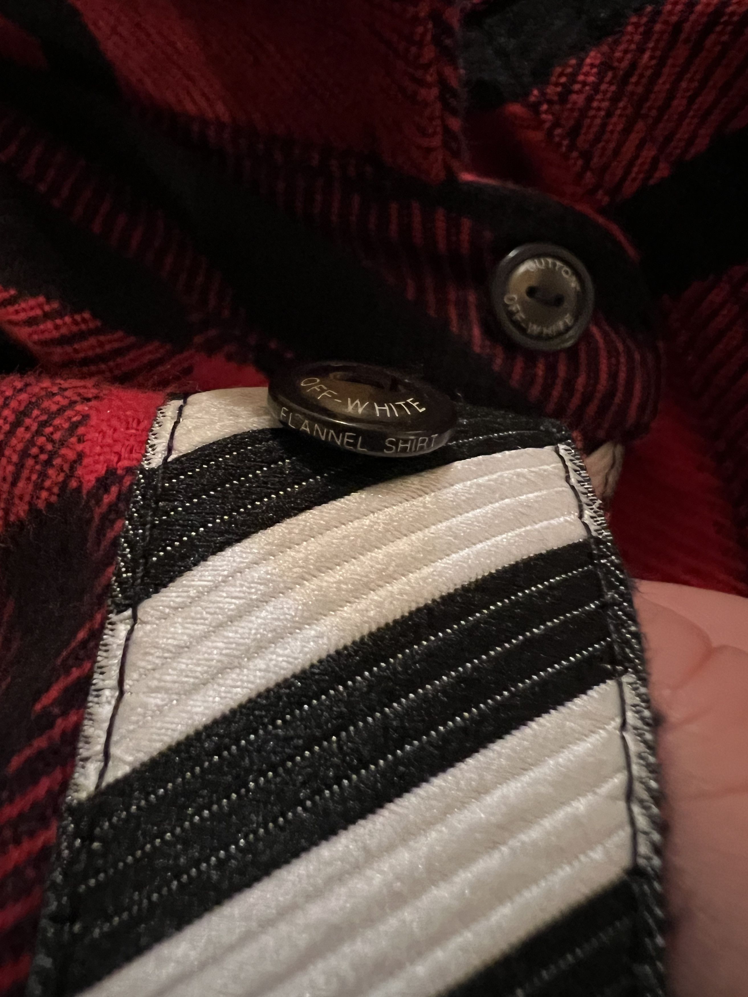 Off-White Off-White Red Flannel Shirt "99" Size US S / EU 44-46 / 1 - 7 Thumbnail
