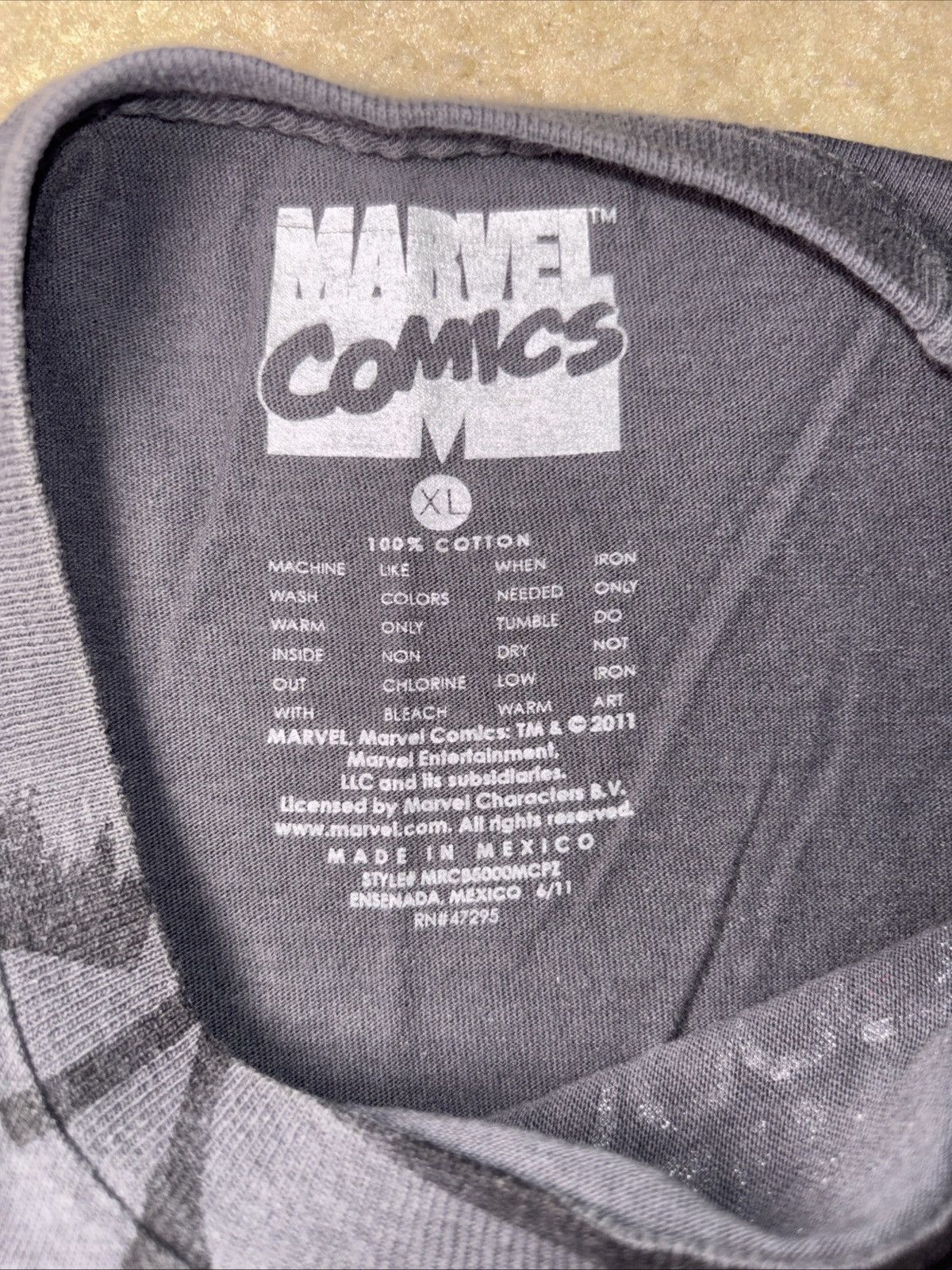 Marvel Comics The Amazing Spider-Man Marvel Comics 2011 Mens XL AOP Shirt Size US XL / EU 56 / 4 - 4 Thumbnail