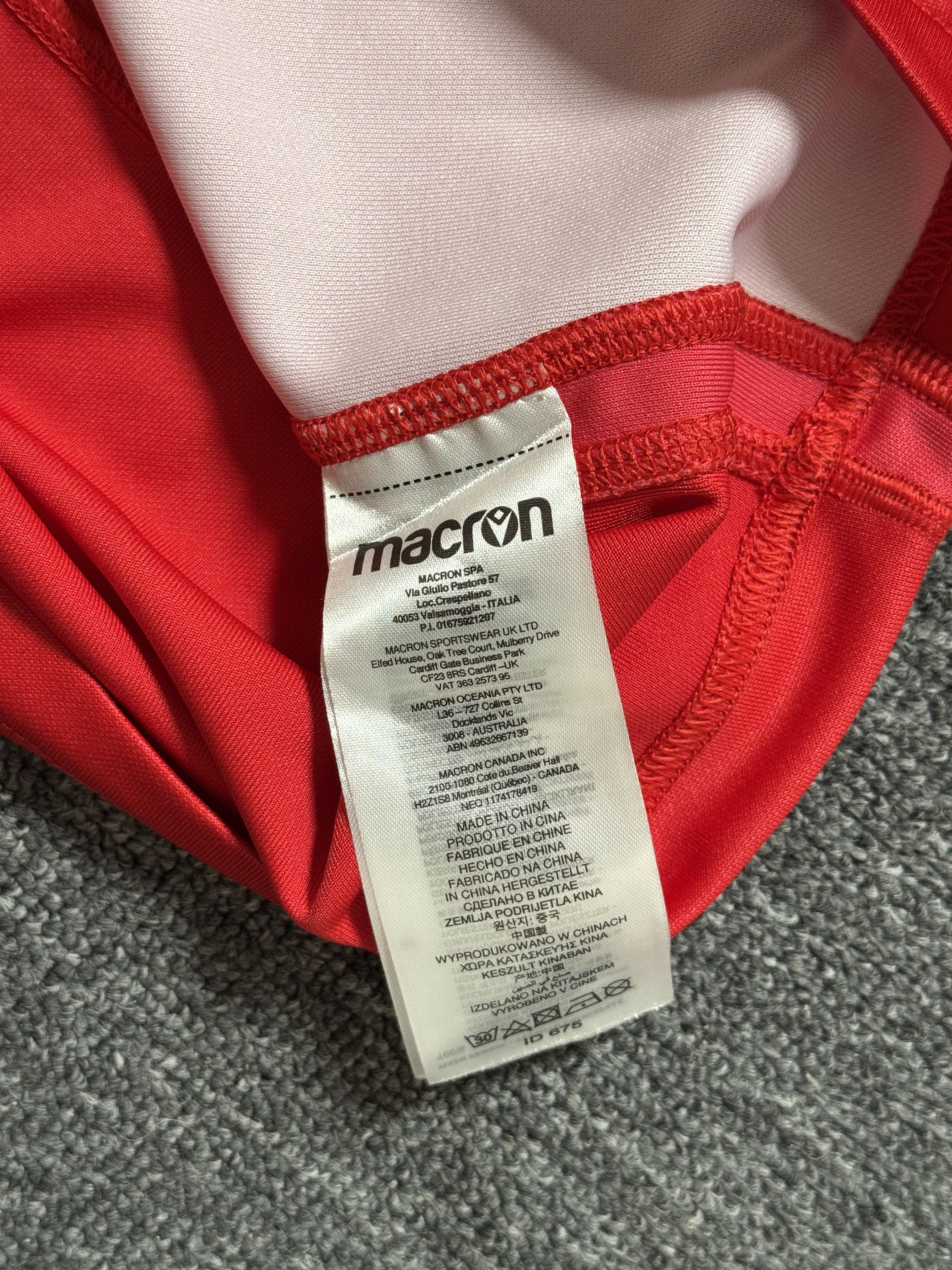 Macron Wales Rugby Union Home Shirt 2021/22 Macron Cazoo Red L NWT Size US L / EU 52-54 / 3 - 8 Thumbnail