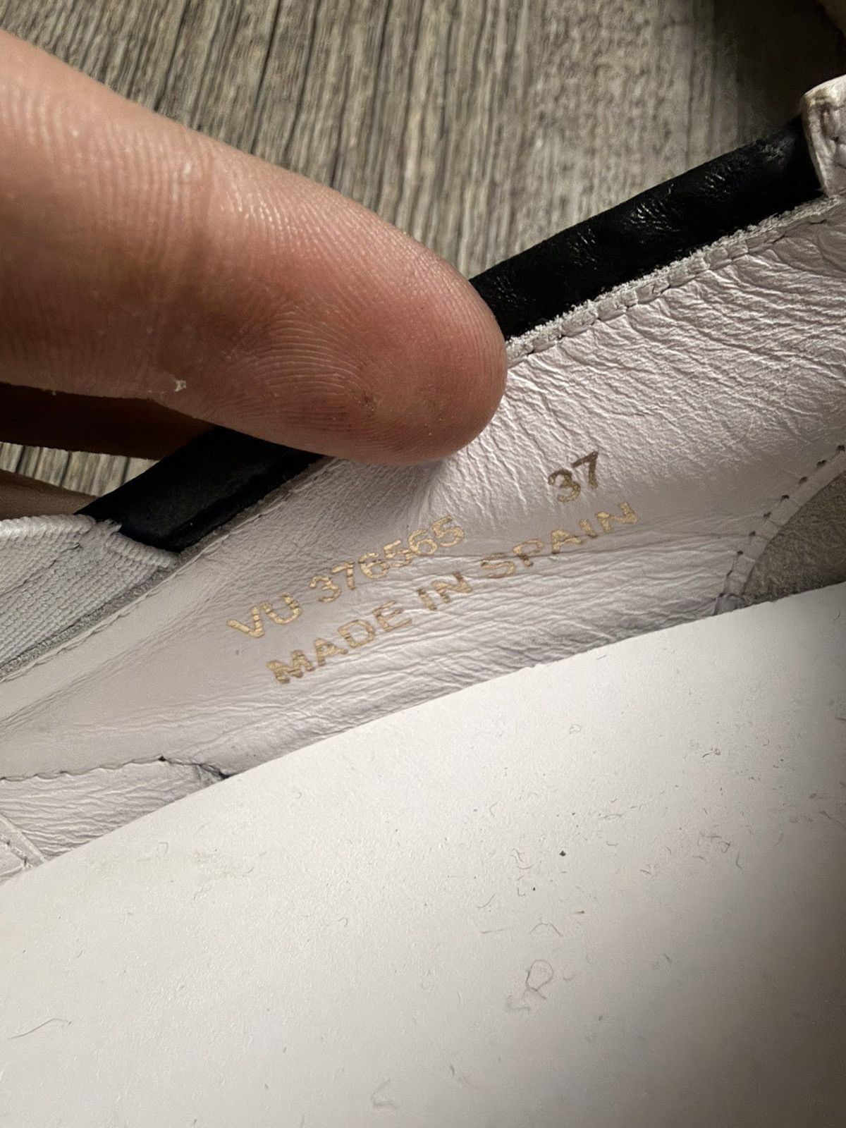 Saint Laurent Paris Saint Laurent Studded Leather Slip-On Sneakers - Size 37 Size US 7 / IT 37 - 6 Thumbnail