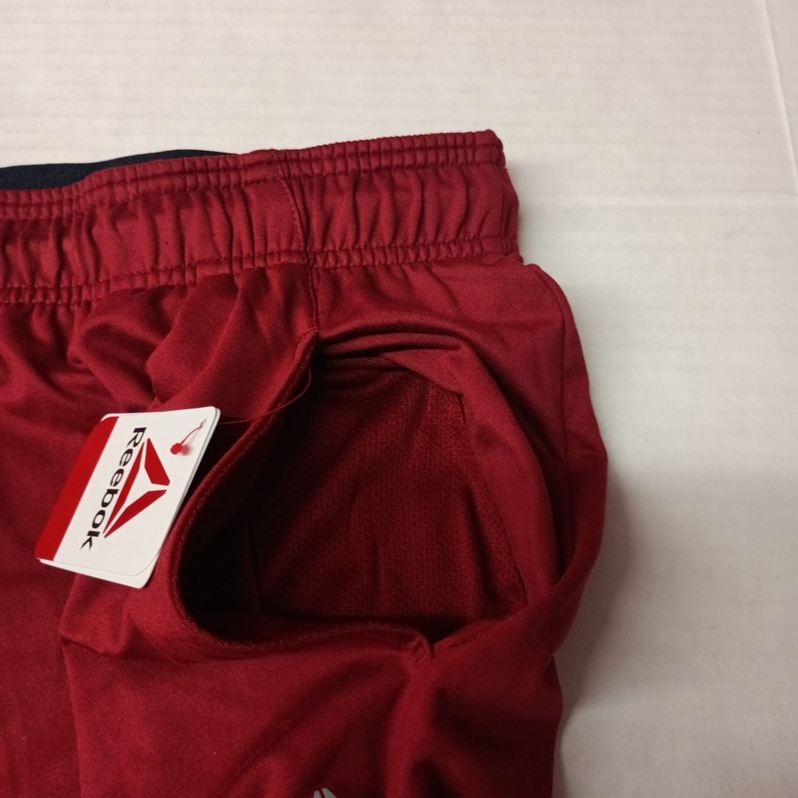 Reebok Reebok Delta Core Shorts Men’s Size XL Extra Large Red Size US 38 / EU 54 - 2 Thumbnail