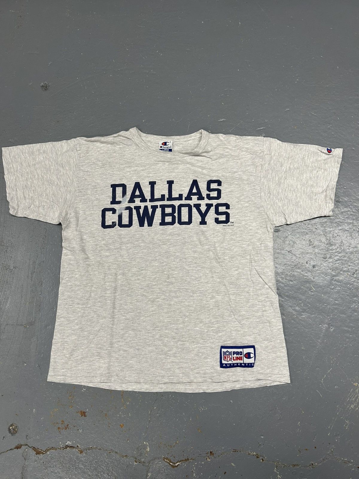 Champion × NFL × Vintage Crazy Vintage 90s Essential Dallas Cowboys Grey NFL T-Shirt Size US L / EU 52-54 / 3 - 1 Thumbnail