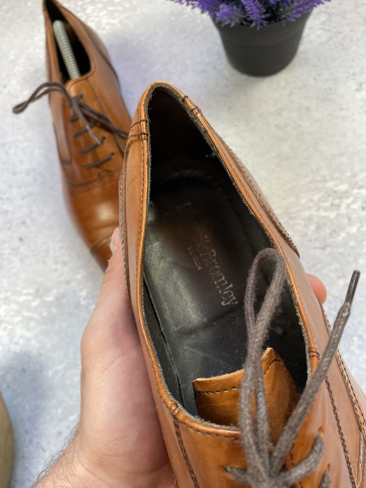 Russell & Bromley Russel and Bromley Men’s Brown Leather Brouge Size 9.5 Size US 9.5 / EU 42-43 - 21 Thumbnail