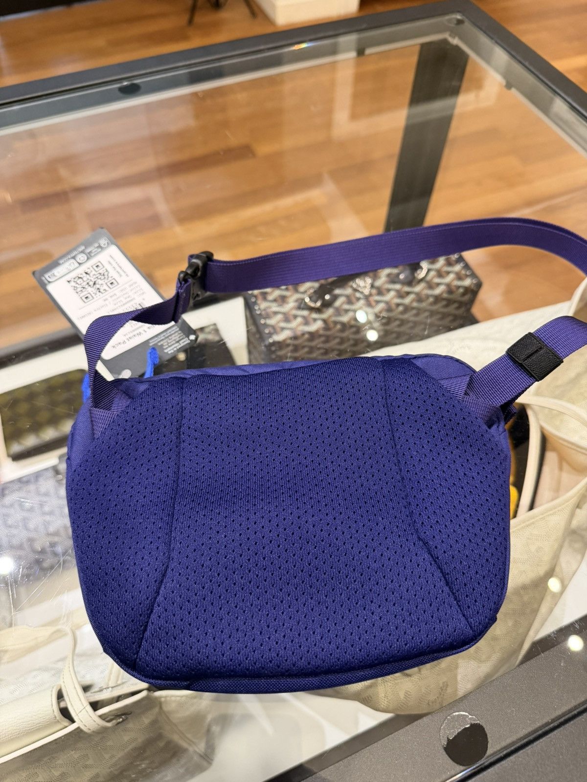 Arc'teryx Arc’Teryx Mantis 1 Waist Pack- Purple Size ONE SIZE - 2 Thumbnail