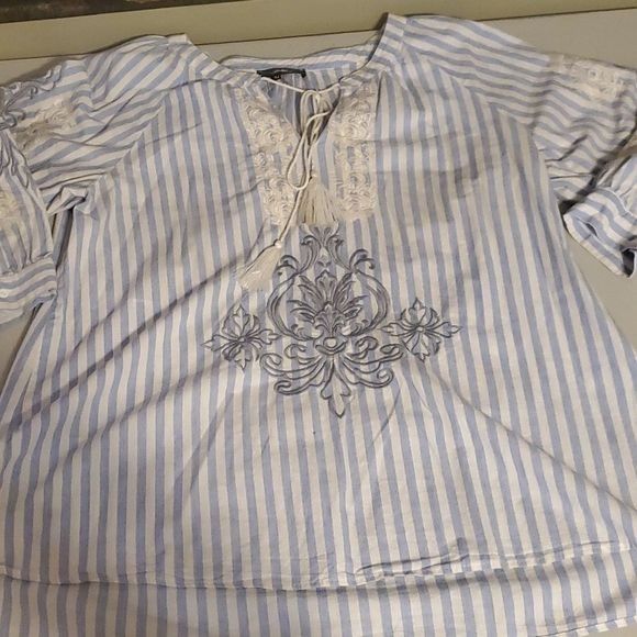 Designer Andree Embroidered Throughout Tasseled Vneck Long Sleeve Sz. Size XL / US 12-14 / IT 48-50 - 2 Thumbnail
