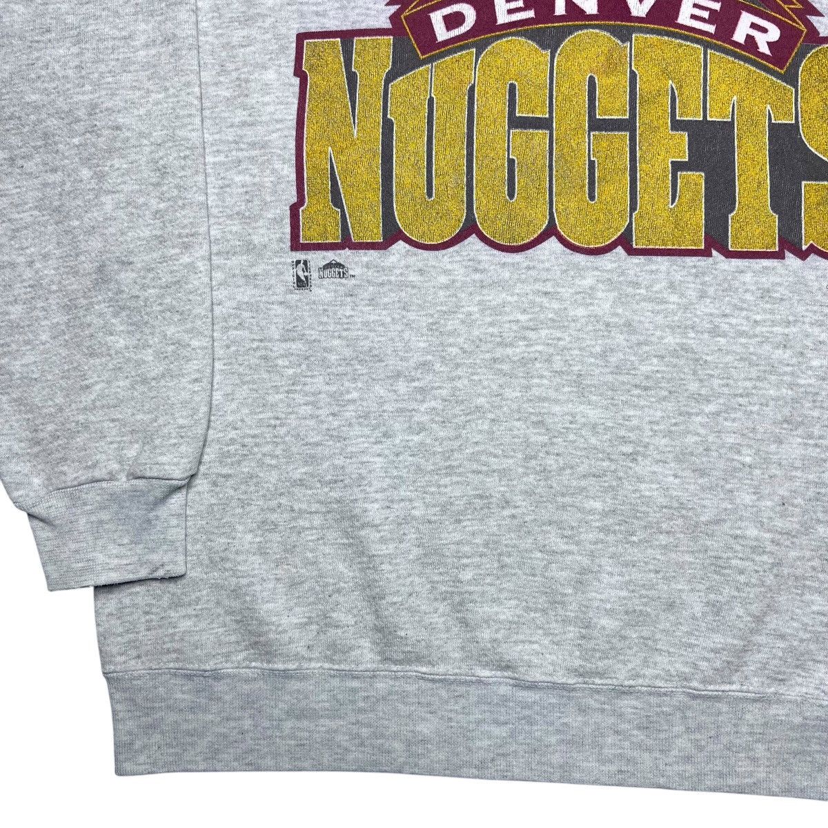 NBA × Salem Sportswear × Vintage 1990s NBA Denver Nuggets Logo Salem Sportswear Sweatshirt Size US L / EU 52-54 / 3 - 17 Thumbnail