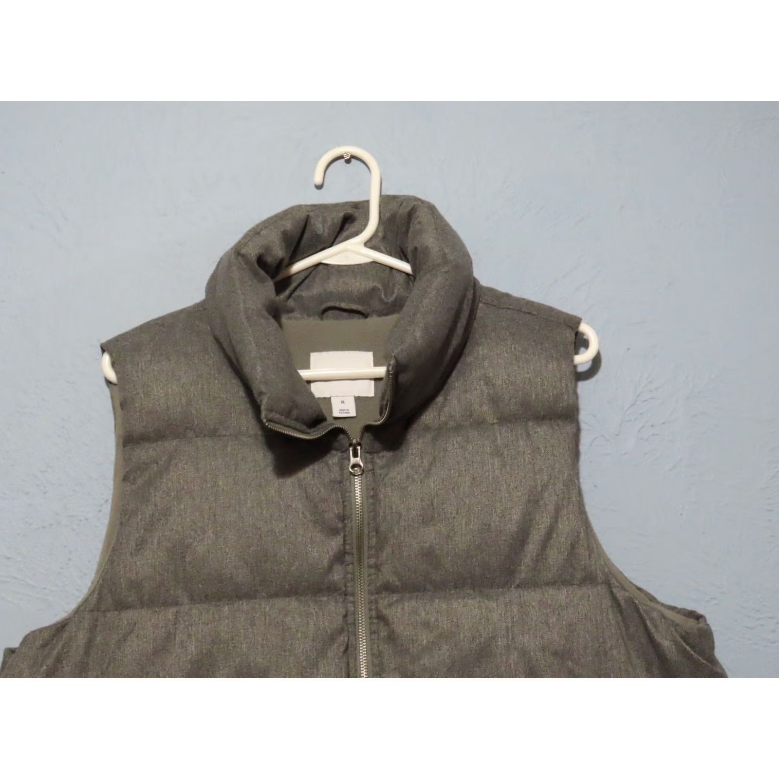 Old Navy Old Navy Men XL Vest Full Zip Textured Heather Gray Puffer Vest Size US XL / EU 56 / 4 - 4 Thumbnail
