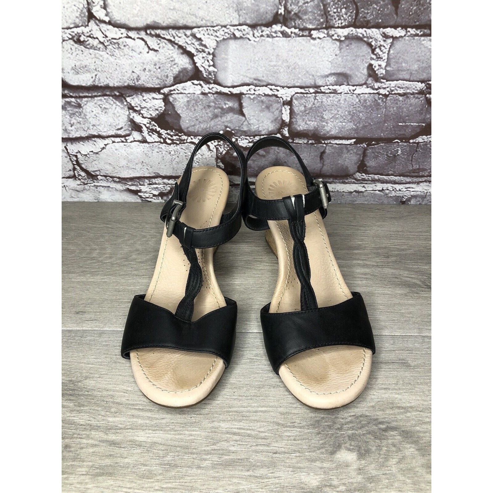 Ugg UGG Black Leather Casual Cork Wedge Ankle Strap Sandals Wome Size US 7 / IT 37 - 10 Thumbnail