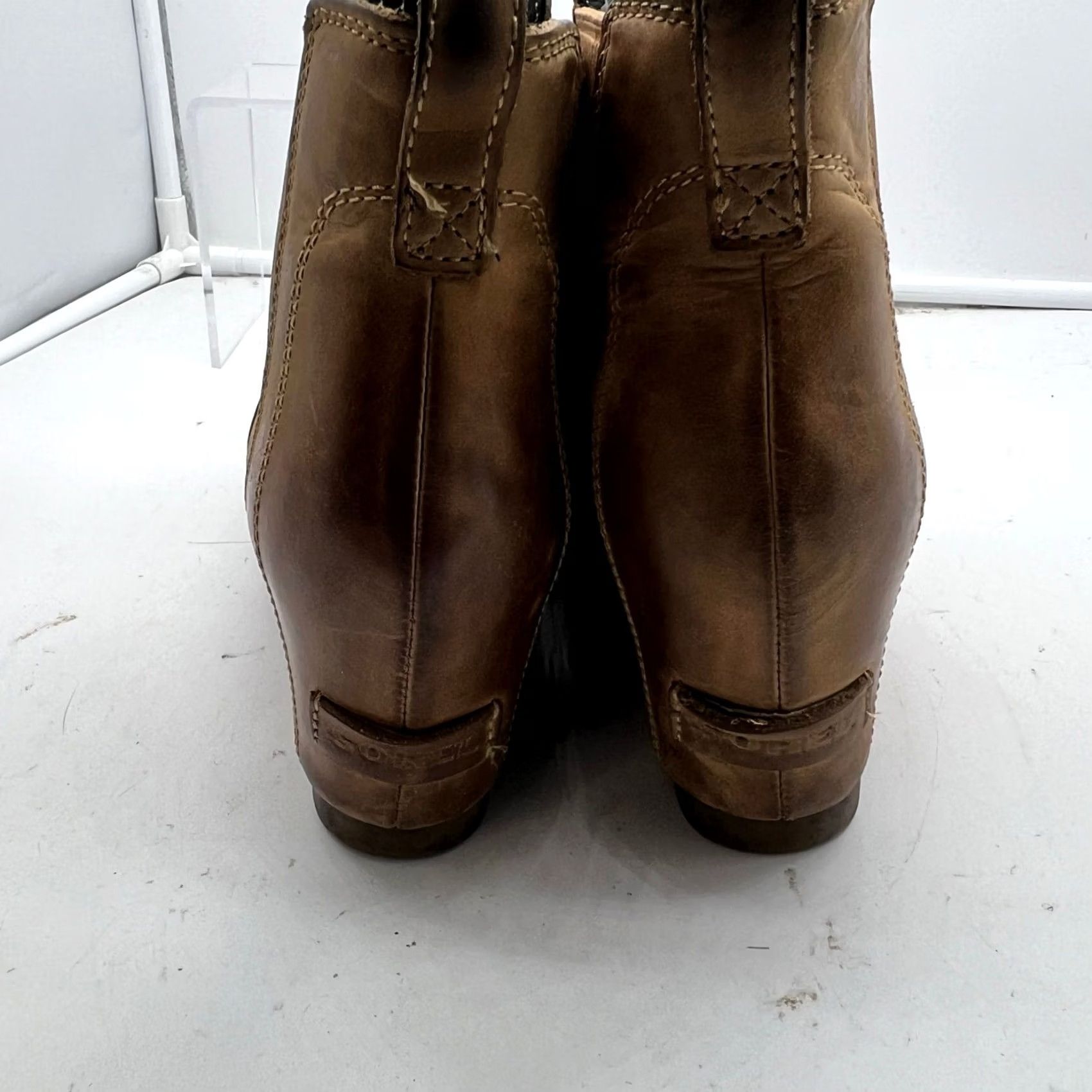 SOREL VINTAGE? (no) Sorel Boots Womens 6.5 Brown Leather Wedge Ankle Bootie Women's Bootie Brown Leather Wedge 6.5 Sorel Boots Womens Ankle Bootie Size US 7 / IT 37 - 5 Thumbnail