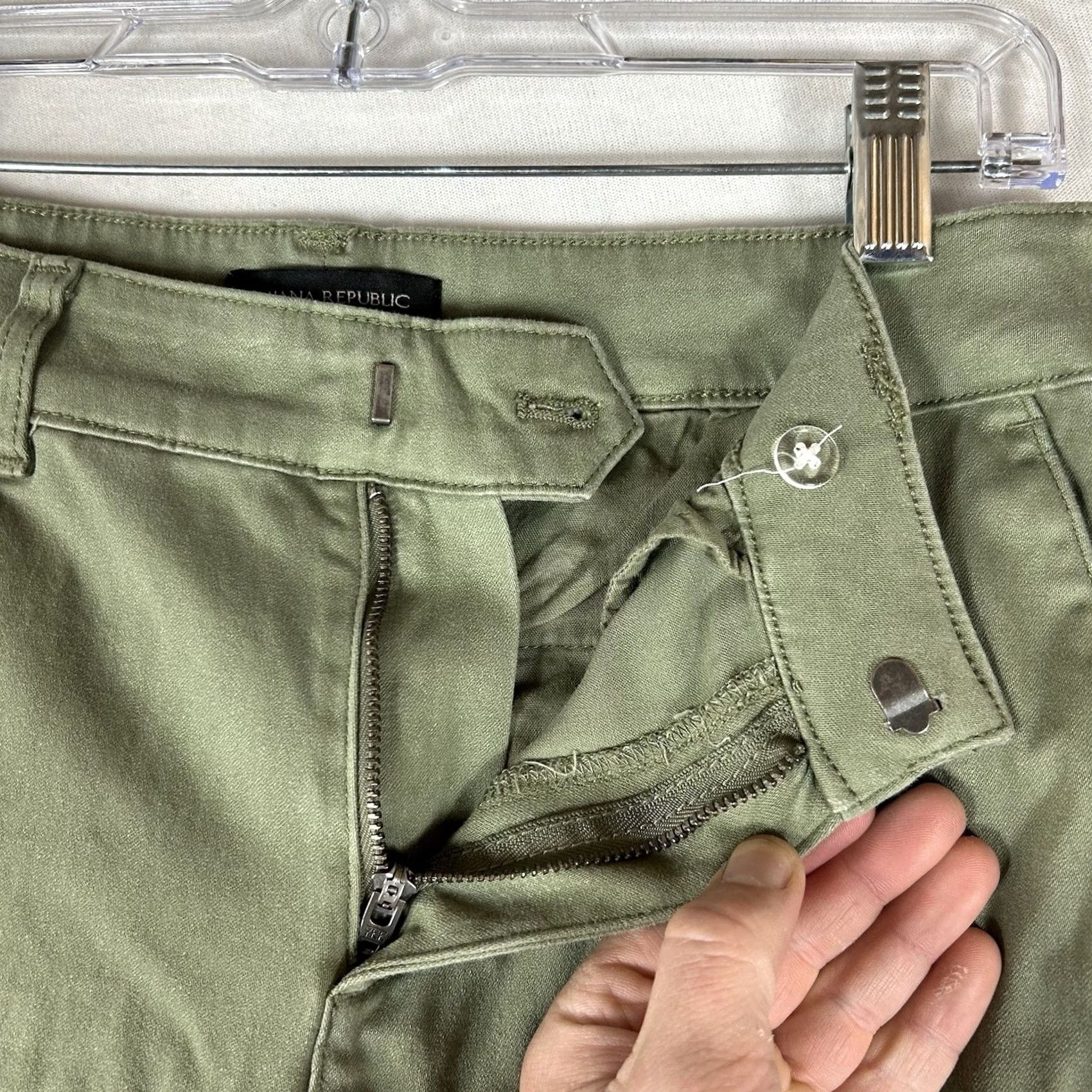 Banana Republic Banana Republic City Chino Pants Womens 4 Green Cropped Workwear Stretch Casual Size 27" / US 4 / IT 40 - 4 Thumbnail