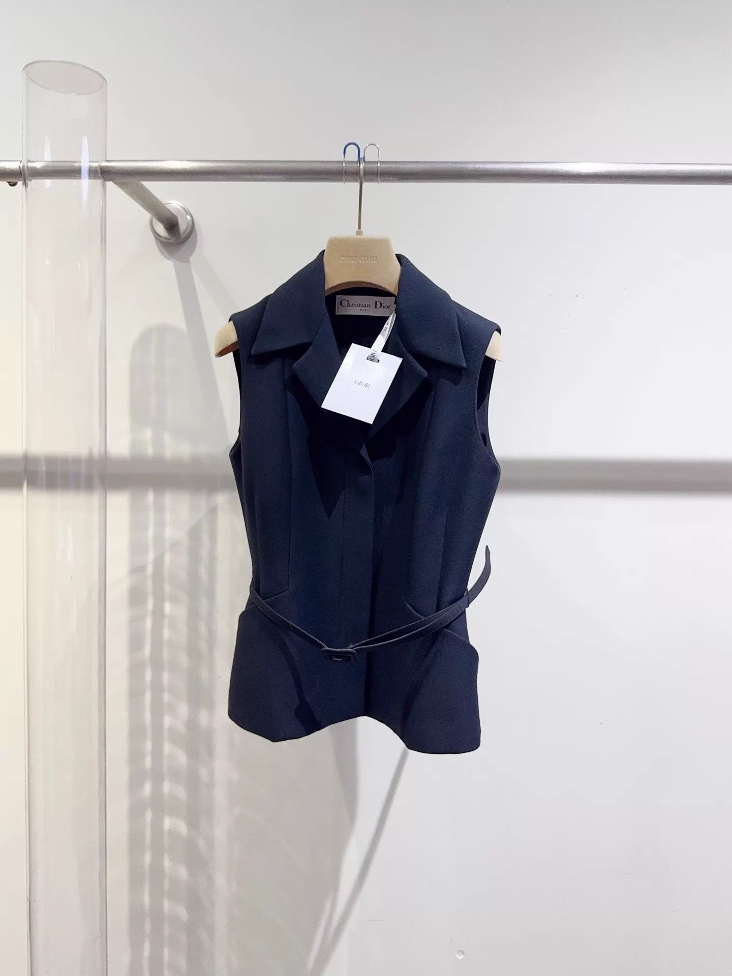 Dior Dior Silk & Wool Vest F36 NWOT Size XS / US 0-2 / IT 36-38 - 1 Thumbnail