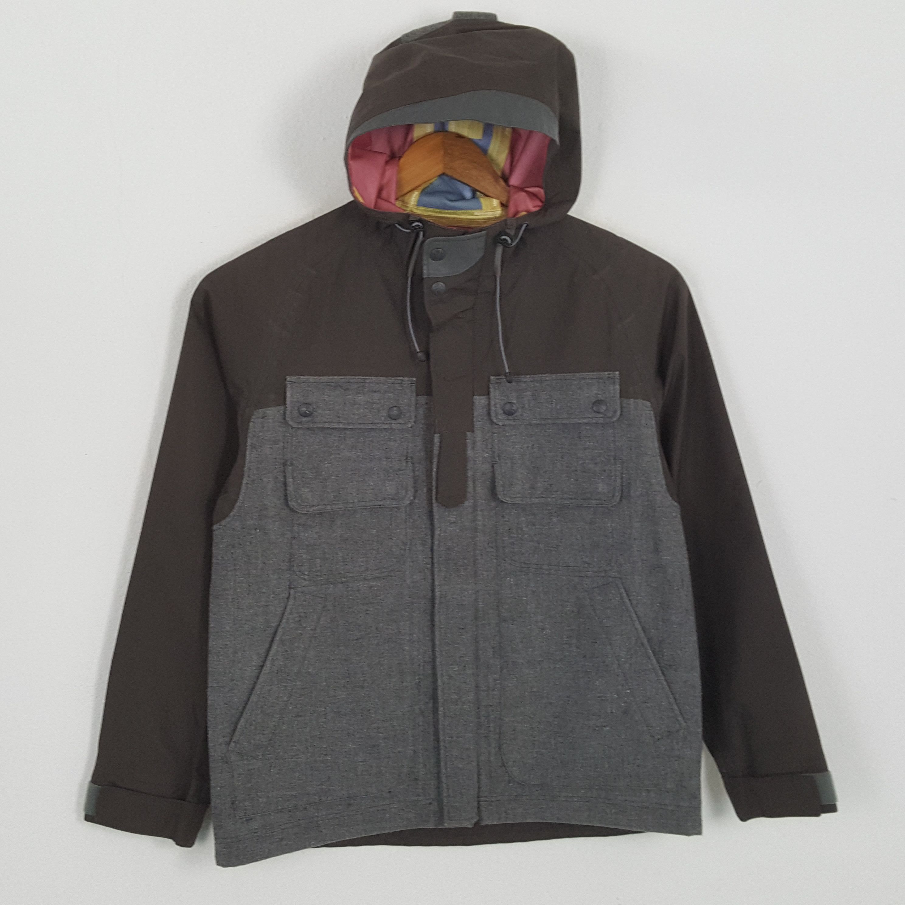 Vintage × White Mountaineering Vintage WHITE MOUNTAINEERING Sportswear Outdoor Jacket Size US M / EU 48-50 / 2 - 1 Thumbnail