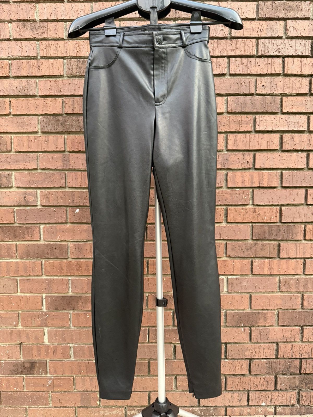 Zara ZARA WOMAN Black Faux Leather High Skinny Pants Size Small Size 27" / US 4 / IT 40 - 1 Thumbnail