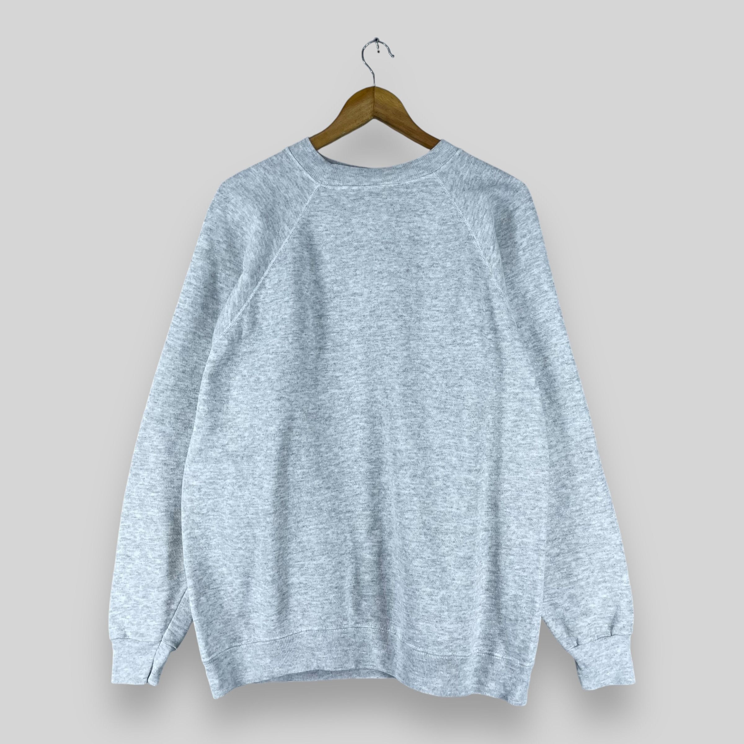 Vintage Vintage 90's Plain Gray Sweatshirt Crewneck Made In Usa Size US M / EU 48-50 / 2 - 7 Thumbnail