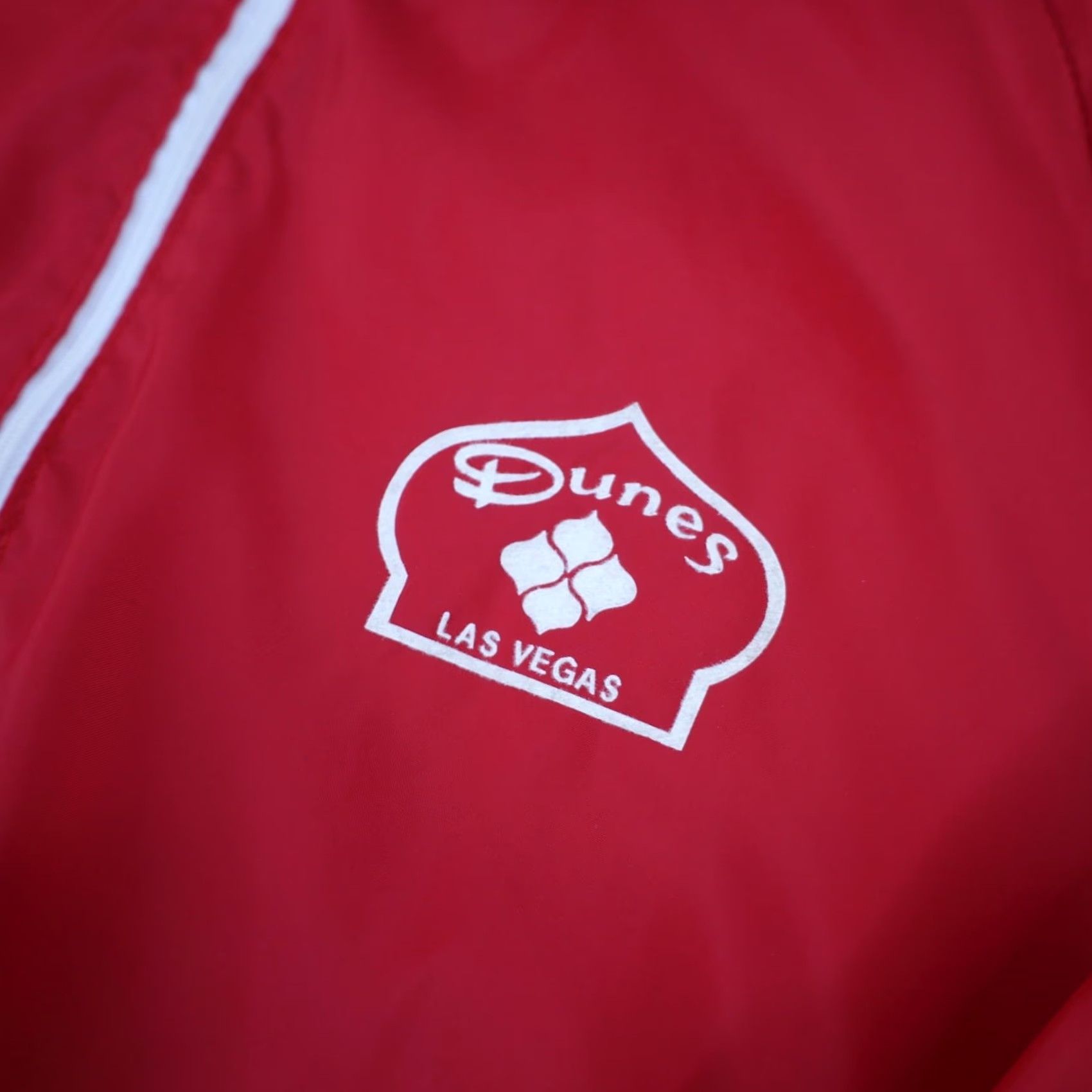 Vintage VINTAGE True 70s Scupper-Jack Dunes Windbreaker Red Large Jacket Mens Windbreaker 70s Red Size US L / EU 52-54 / 3 - 6 Thumbnail