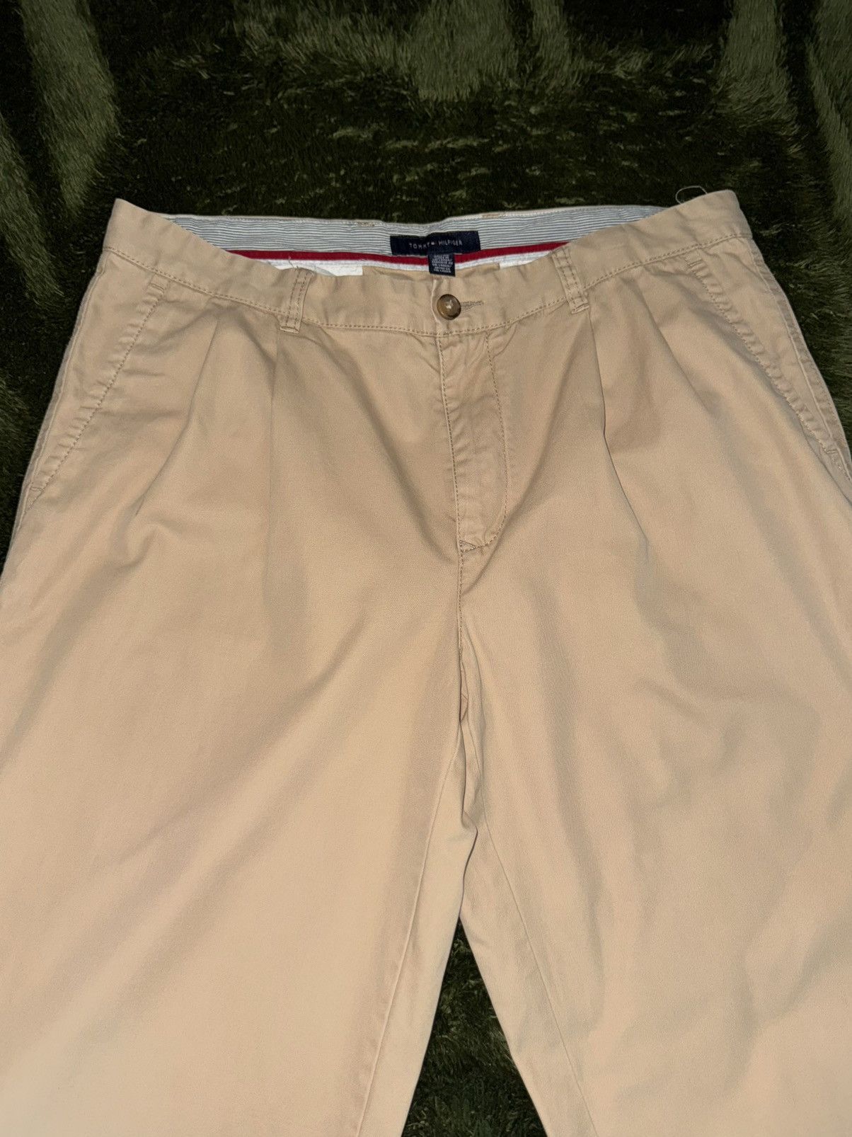 Tommy Hilfiger [W36/L32] Tommy Hilfiger two tucked washed chino pants Size US 36 / EU 52 - 5 Thumbnail