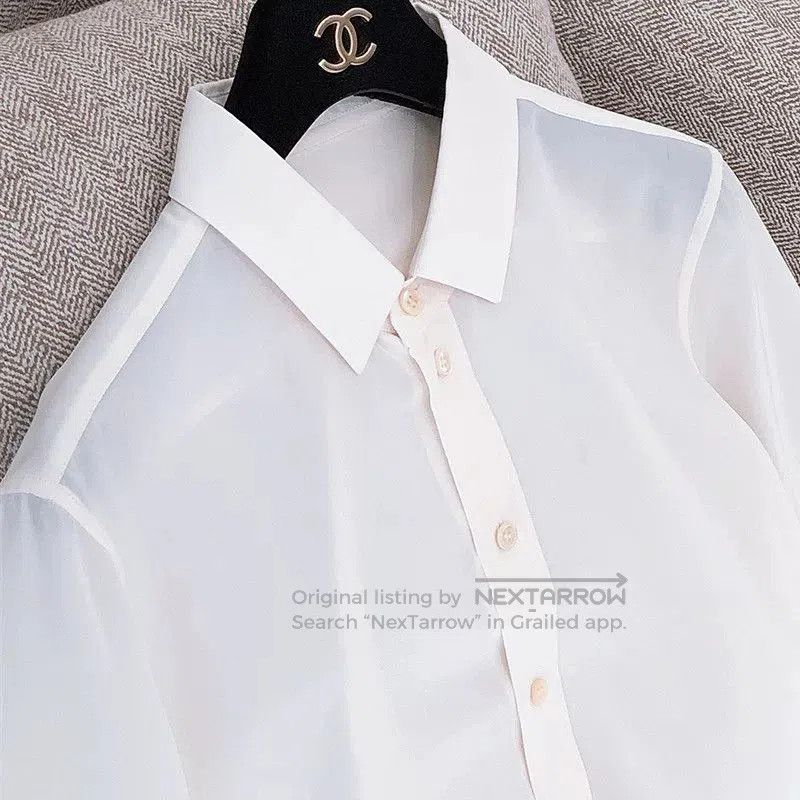 Saint Laurent Paris Saint Laurent White Silk Paris Collar Shirt. Size S / US 4 / IT 40 - 3 Thumbnail