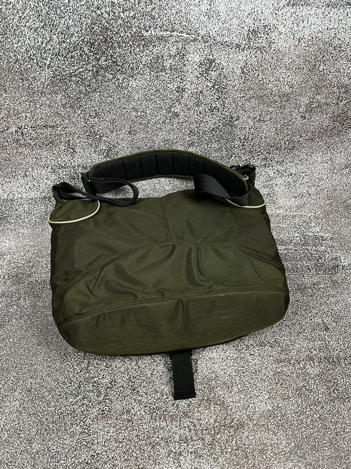 Crumpler Crumpler Clear Runway Laptop messenger multipocket bag olive Size ONE SIZE - 6 Thumbnail