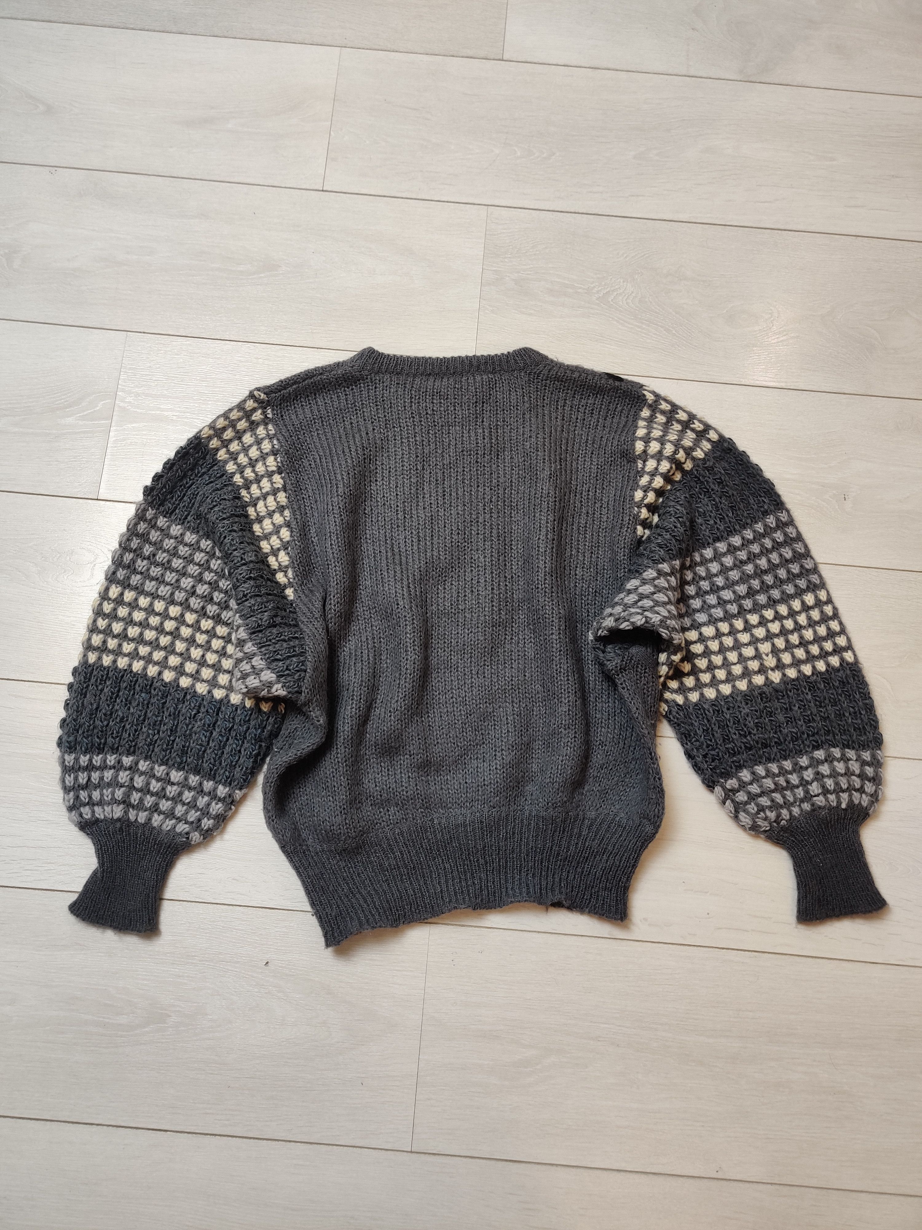 Vintage Vintage Avant Garde Italian wool sweater Size M / US 6-8 / IT 42-44 - 6 Thumbnail
