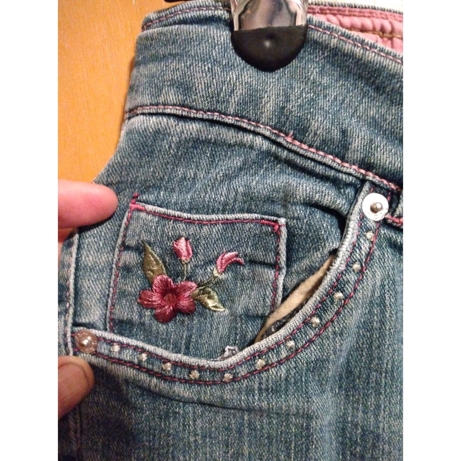 Levi's LEVIS PREMIUM WOMEN'S JEANS BOOTCUT ROSES EMBROIDERY SEQUINS 14 29" WAIST 27" INSEAM BLUE Womens Jeans Size 36" / US 14 / IT 50 - 3 Thumbnail