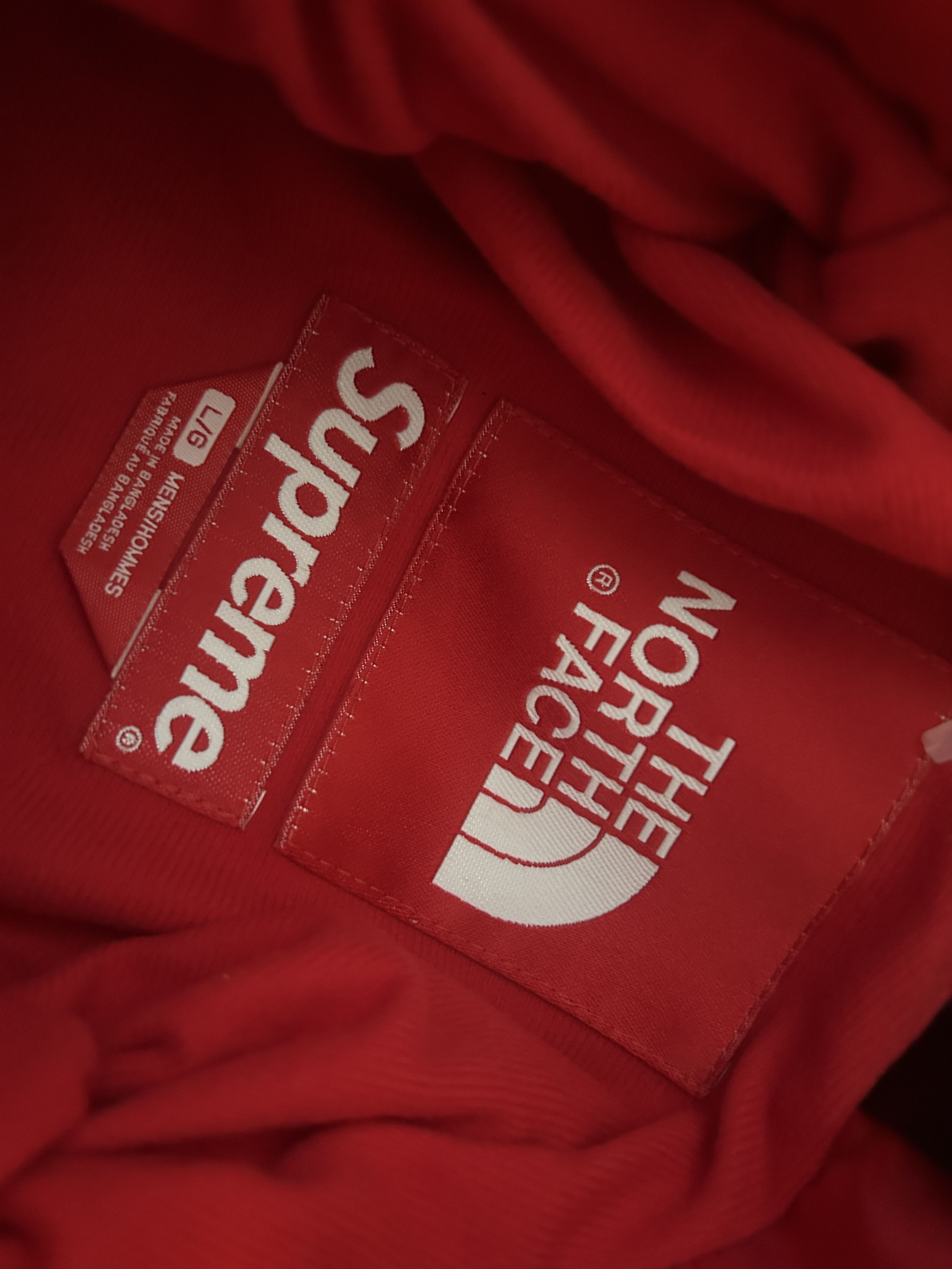 Supreme × The North Face Supreme The North Face 3M Reflective Mountain Jacket Red Size US L / EU 52-54 / 3 - 11 Thumbnail