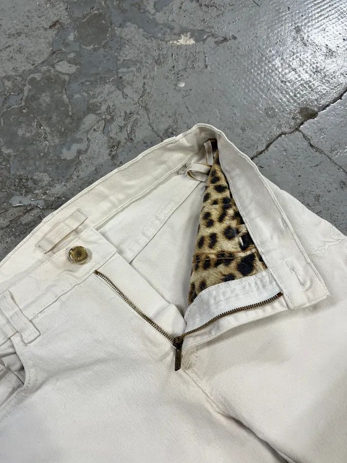 Designer × Roberto Cavalli × Vintage 2000s Roberto Cavalli Cowboy Embellished White Pants Size 24" / US 00 / IT 34 - 8 Thumbnail