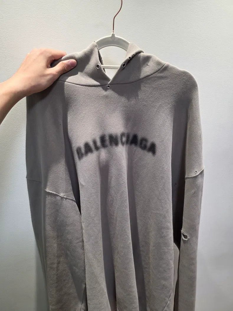 Balenciaga Balenciaga Gray Hole Hoodie Size US XS / EU 42 / 0 - 1 Thumbnail