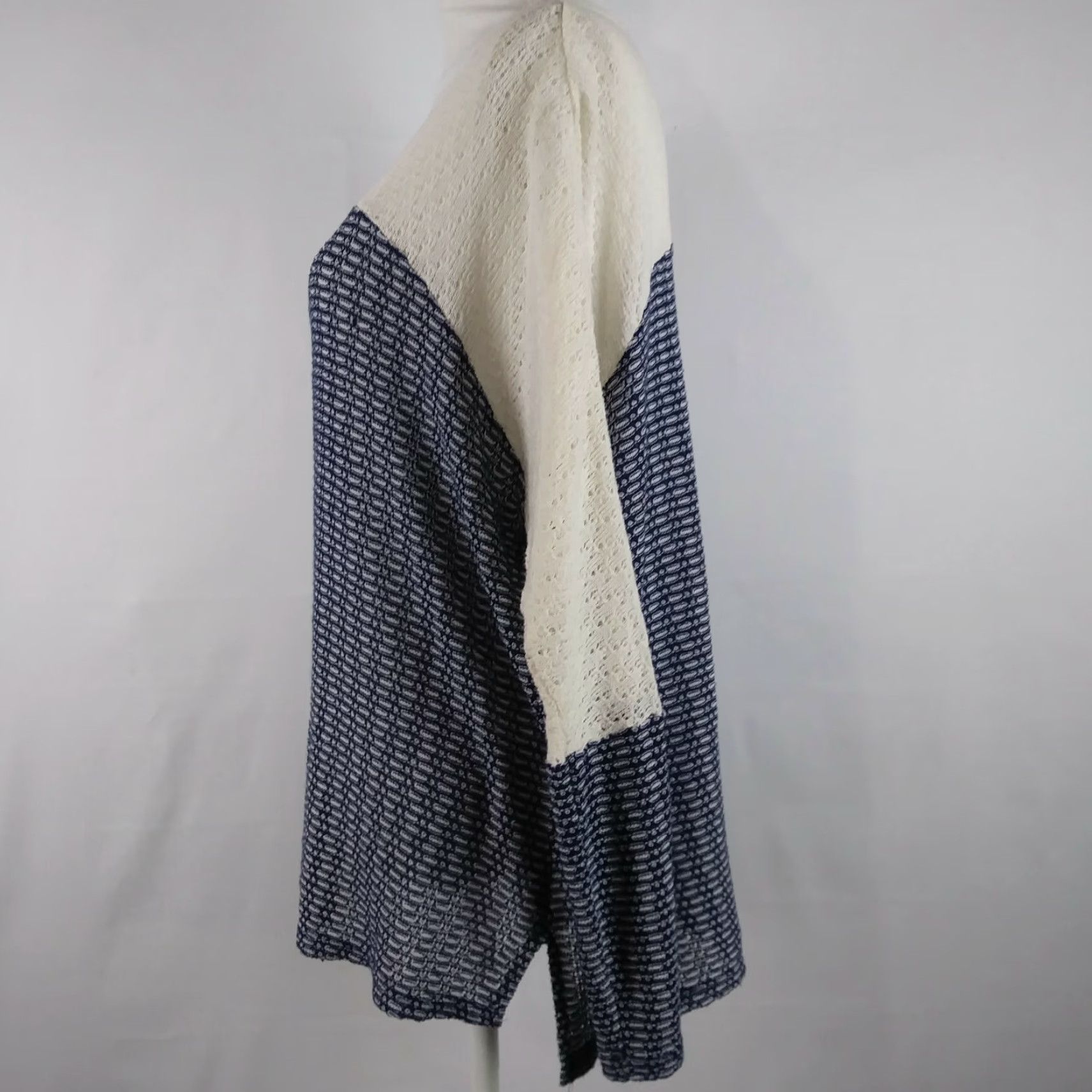 Vintage DAHLYA Womens Top Blouse Shirt Oversized Crochet Light Knit Cream Blue L Size L / US 10 / IT 46 - 5 Thumbnail