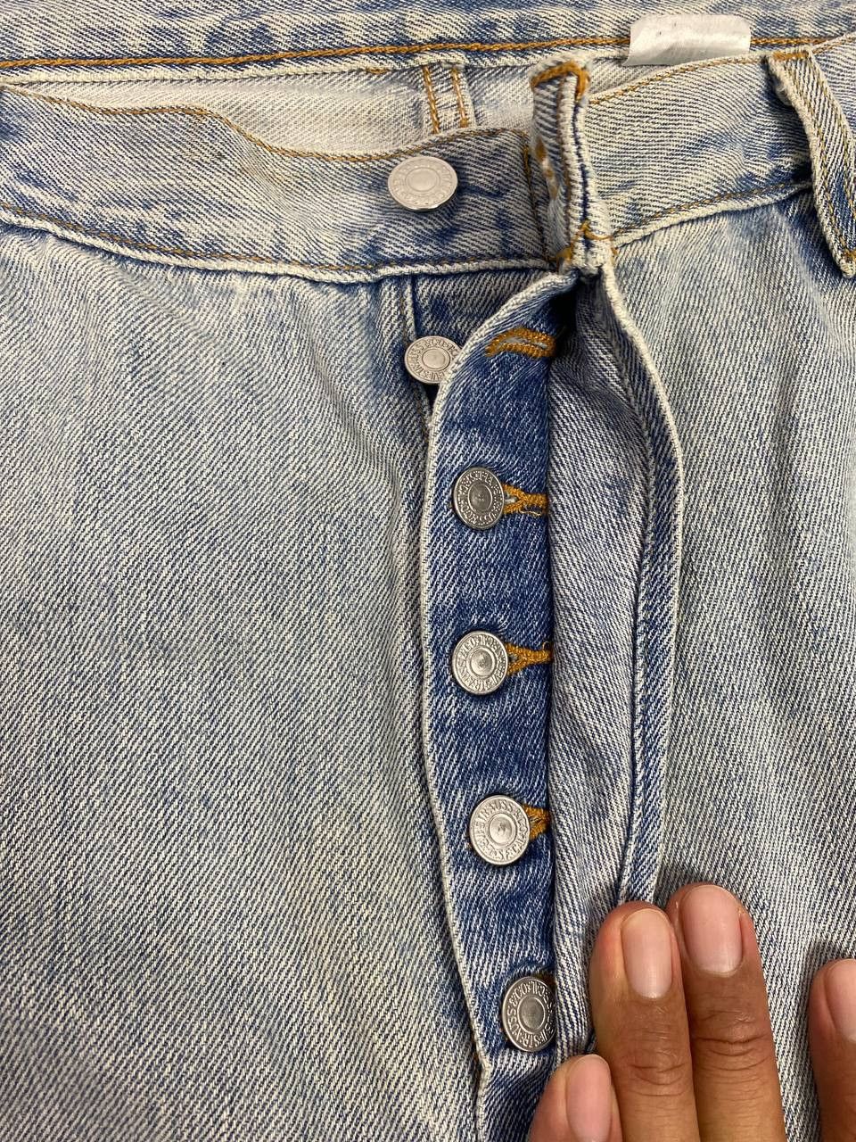 Levi's vintage levis 501 light wash denim nice design Size US 42 / EU 58 - 12 Thumbnail