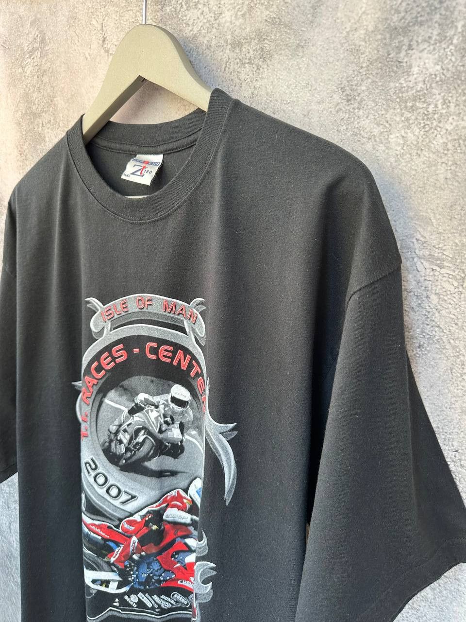 Vintage ISLE OF MAN TT 2007 "Centenary" Yamaha R1 Crew Neck T-Shirt Size US XXL / EU 58 / 5 - 6 Thumbnail