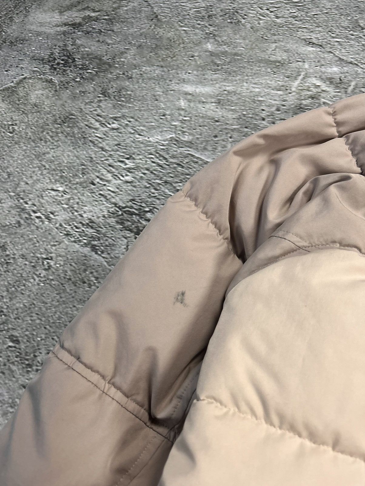 Nike × Vintage Nike puffer jacket vintage beige small logo 2000s Size US XL / EU 56 / 4 - 10 Thumbnail