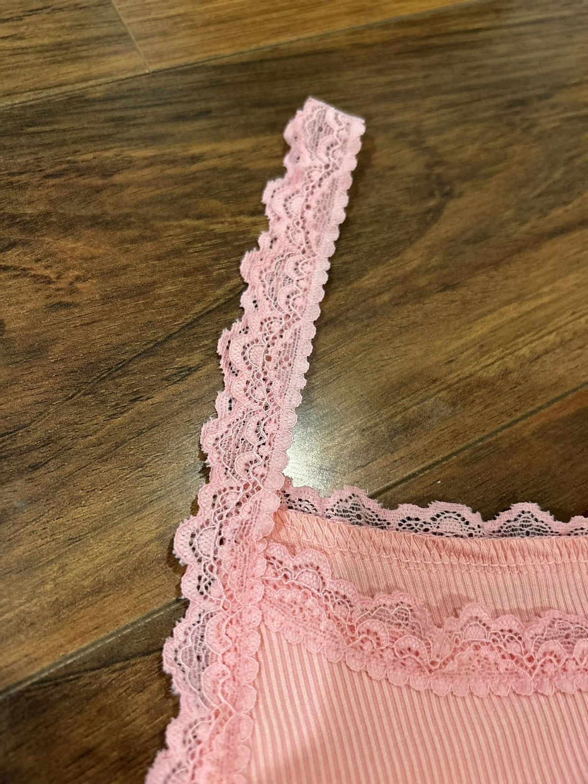 Shein Medium Pink Lace Tank Top Size M / US 6-8 / IT 42-44 - 1 Thumbnail