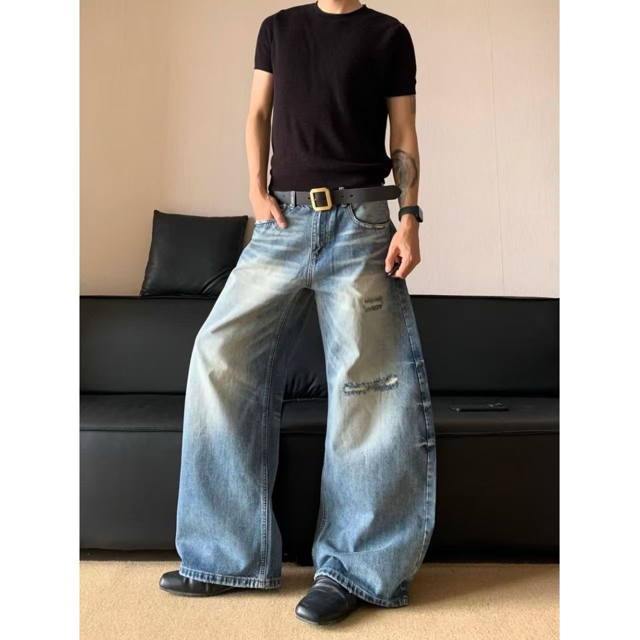 Vintage Men's blue washed vintage distressed jeans y2k Size US 32 / EU 48 - 1 Thumbnail