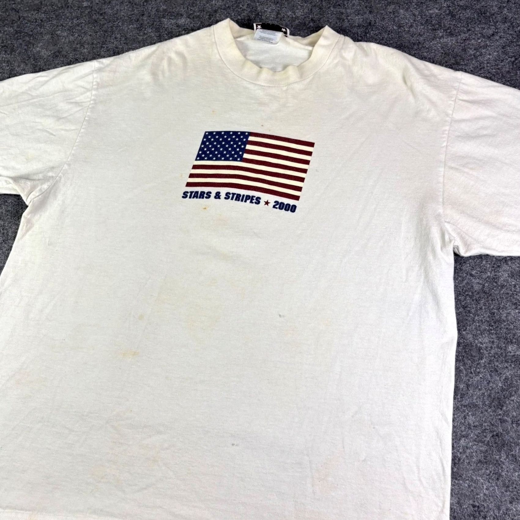 Vintage VINTAGE Stars & Stripes 2000 American Flag T Shirt Mens XL White Graphic Tee Size US XL / EU 56 / 4 - 8 Thumbnail