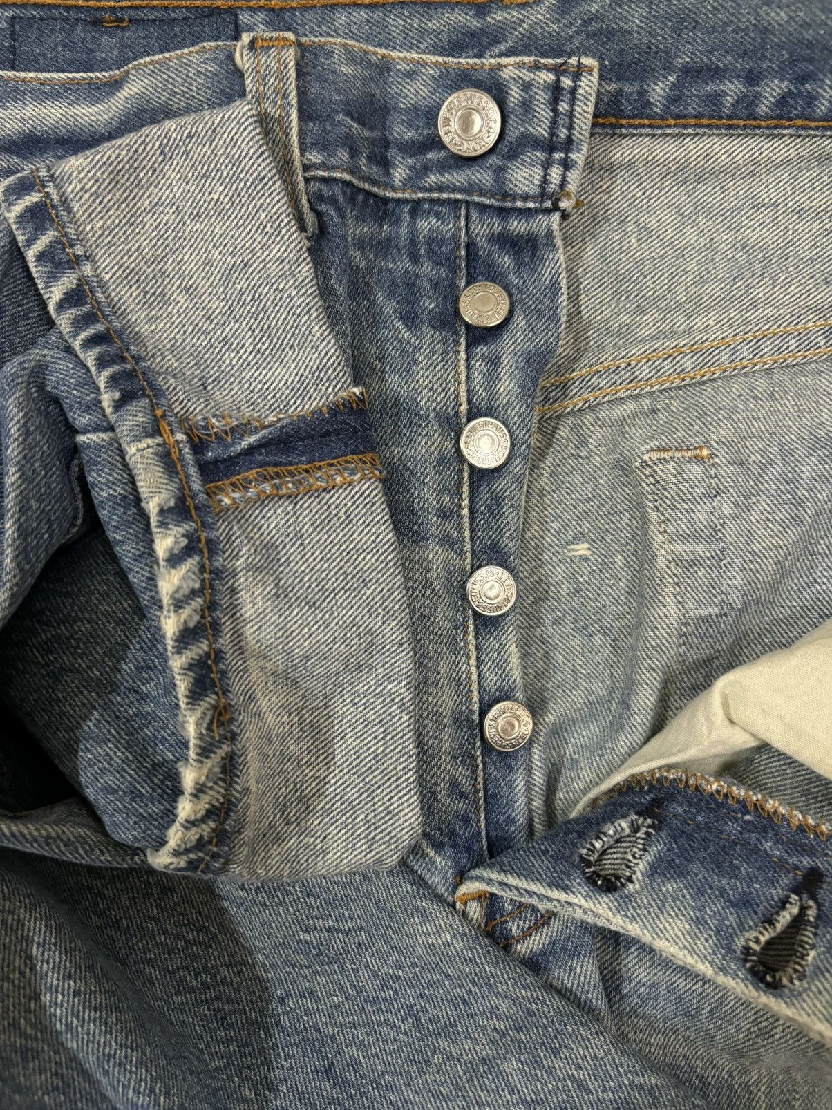Levi's Vintage 90 Levis 501 Straight Leg Distressed Grunge Jeans Size US 31 - 4 Thumbnail