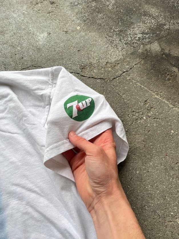 Other Titanic 7UP 1998 Leonardo DiCaprio vintage tee Size US L / EU 52-54 / 3 - 4 Thumbnail