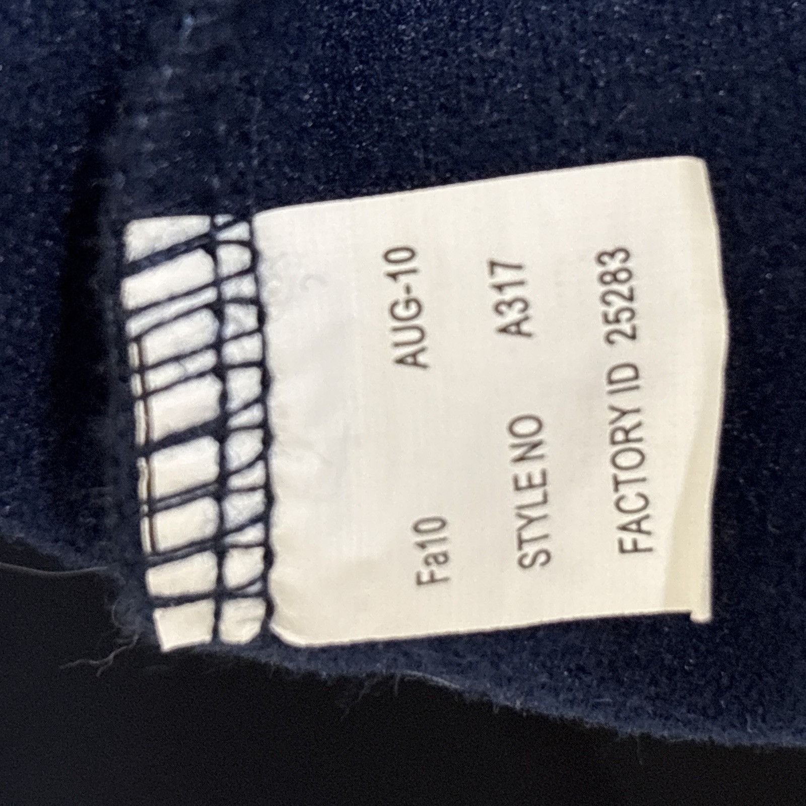 Majestic New York Yankees Hoodie Mens L MLB Baseball Pullover Sweatsh Size US L / EU 52-54 / 3 - 9 Thumbnail