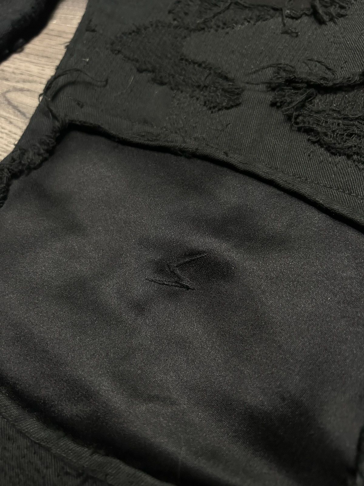 Undercover Undercover 78 silk patches Size US 30 / EU 46 - 2 Thumbnail