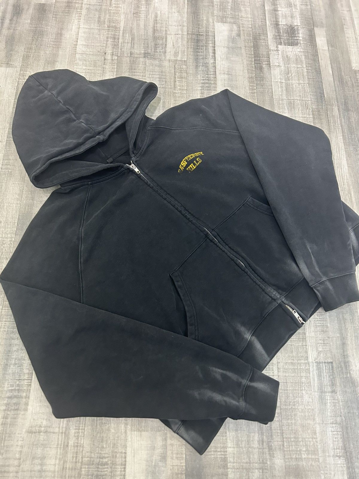 The GV Gallery The GV Gallery Raspberry Hills Faded Zip Up Sweatshirt Size US XL / EU 56 / 4 - 2 Thumbnail