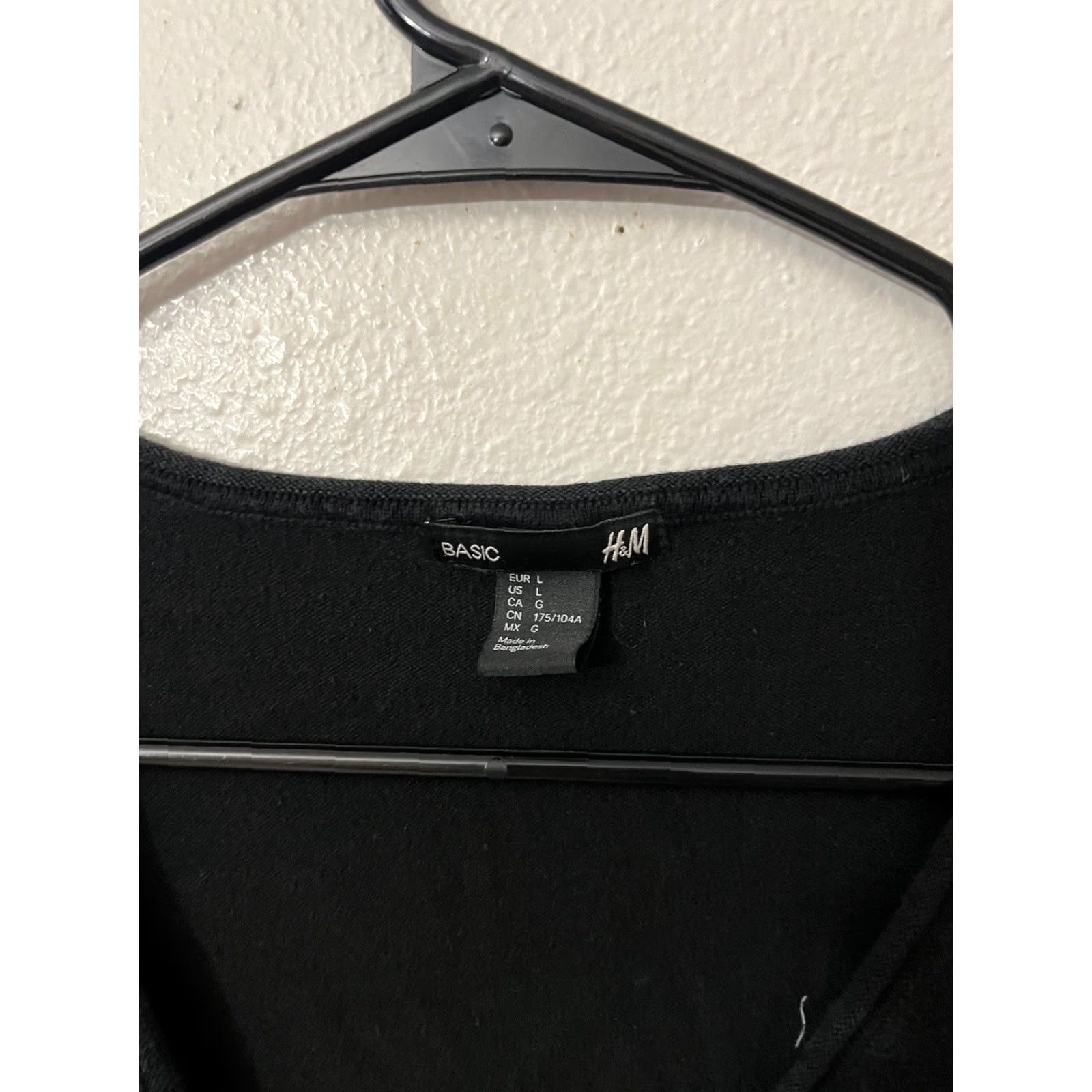 H&M H&M Basic Black Cardigan Sweater Women's L Long Sleeve V-Neck Button Front Size L / US 10 / IT 46 - 2 Thumbnail