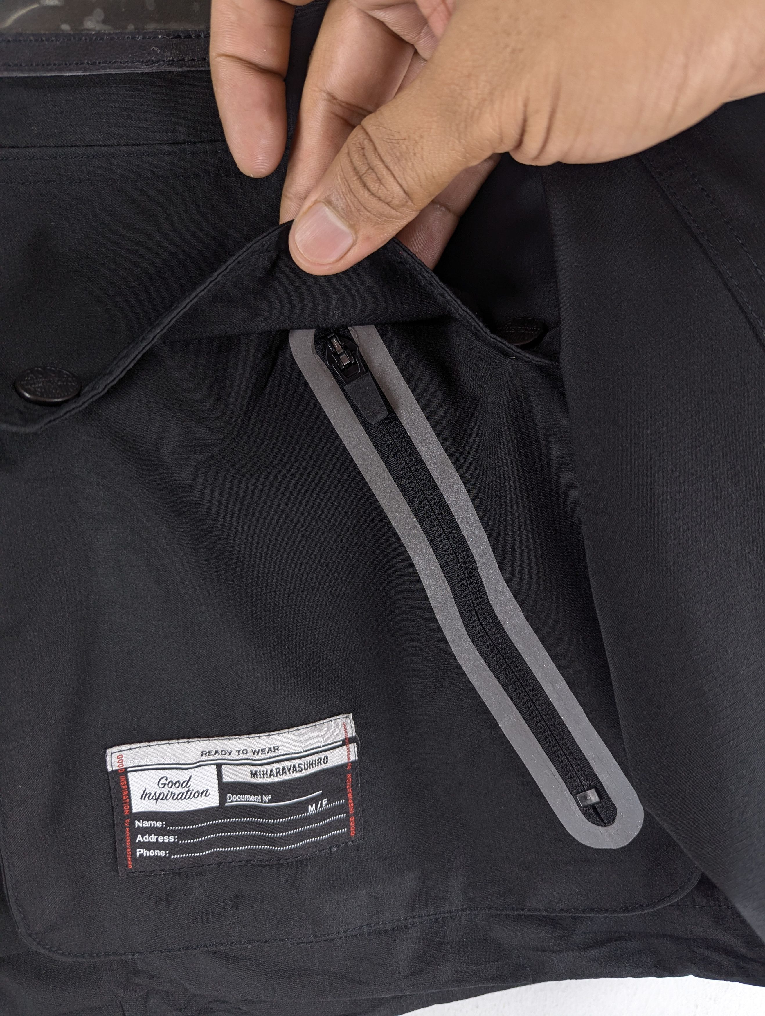 GU × Maison MIHARA YASUHIRO MIHARAYASUHIRO x GU Waterproof Techtical Mountain Jacket Size US M / EU 48-50 / 2 - 8 Thumbnail