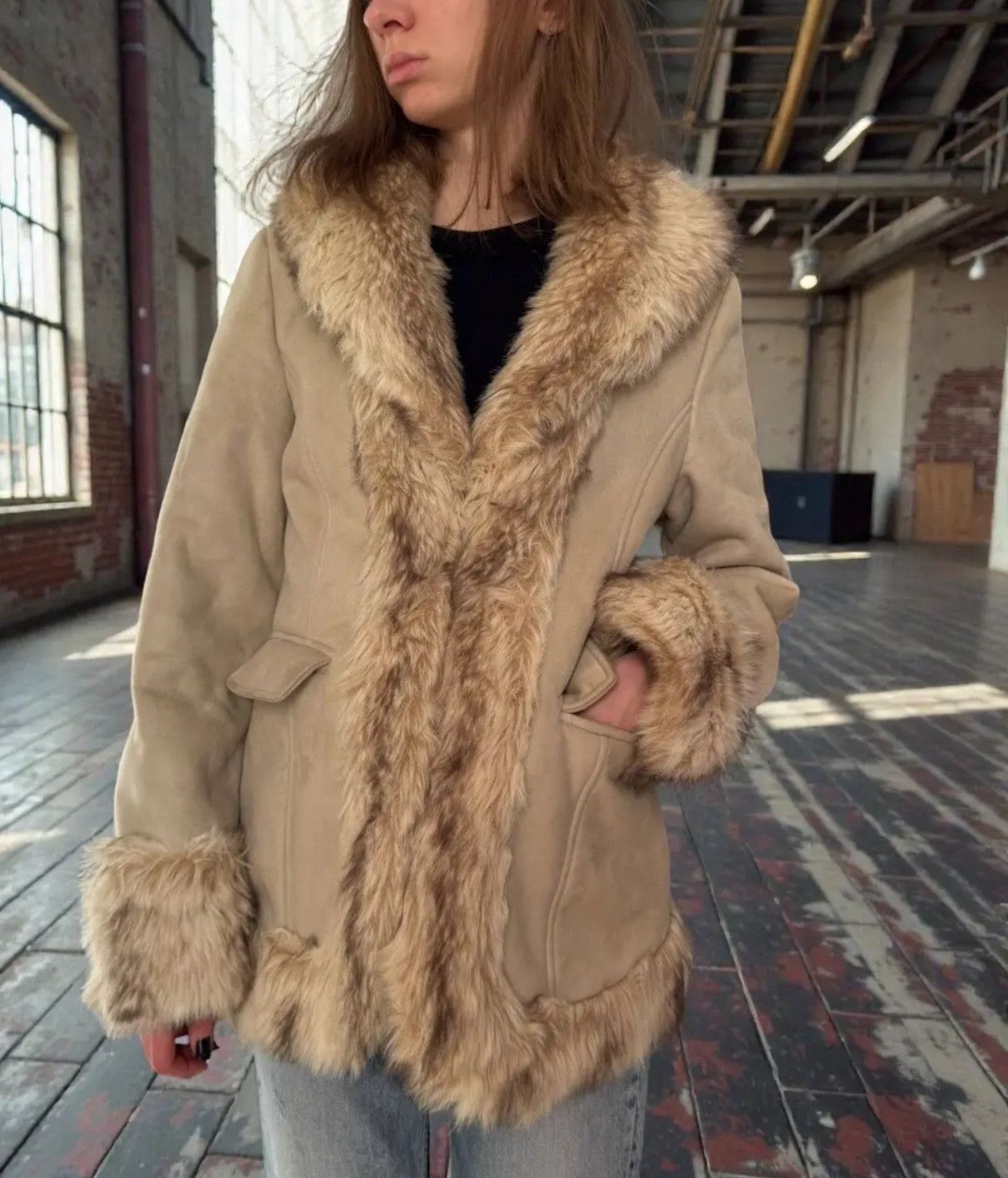 Vintage Vintage Sheepskin Faux Fur Suede Leather Coat Size US M / EU 48-50 / 2 - 13 Thumbnail