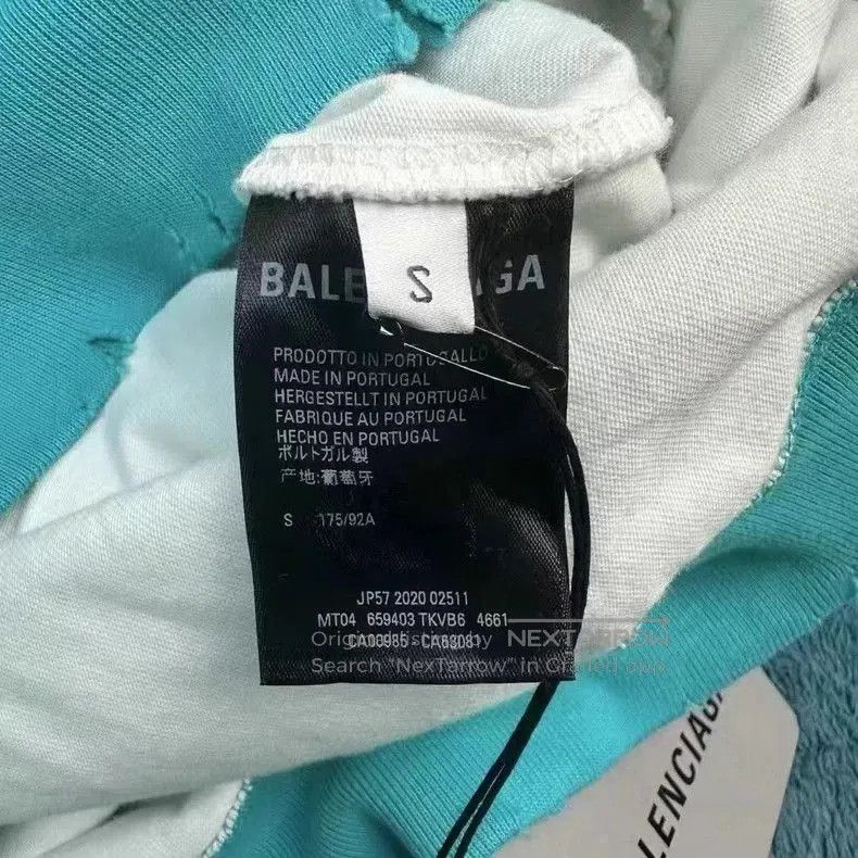 Balenciaga Balenciaga Logo Distressed Hoodie. Size US S / EU 44-46 / 1 - 5 Thumbnail