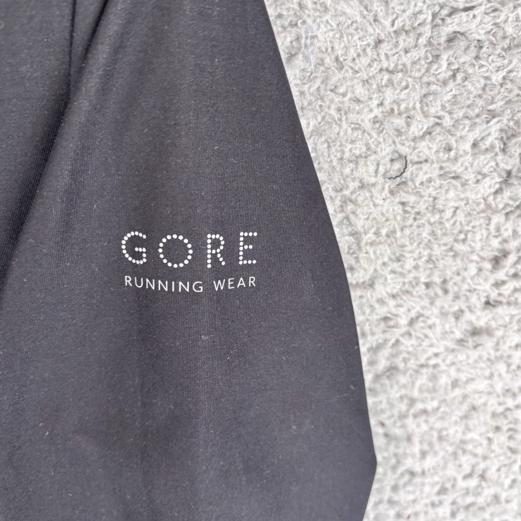 Vintage GORE RUNNING WEAR Jacket Women M Black Pink Wind Stopper Soft Shell Pockets Track Jacket Size M / US 6-8 / IT 42-44 - 2 Thumbnail