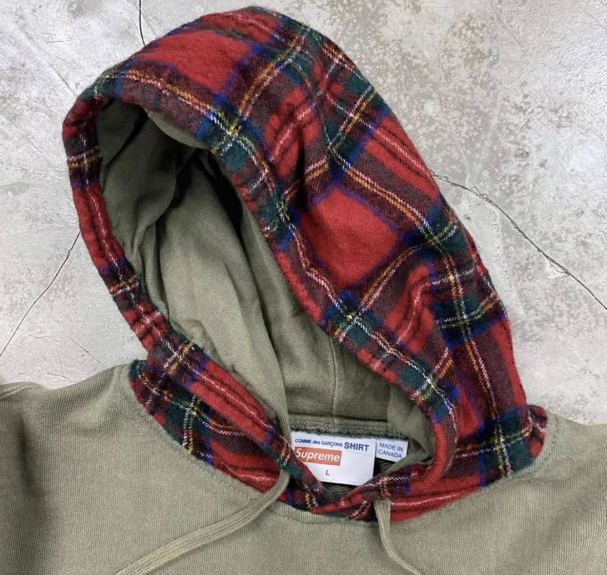 Comme des Garcons Supreme cdg Olive hooded sweatershirt Size US L / EU 52-54 / 3 - 3 Thumbnail