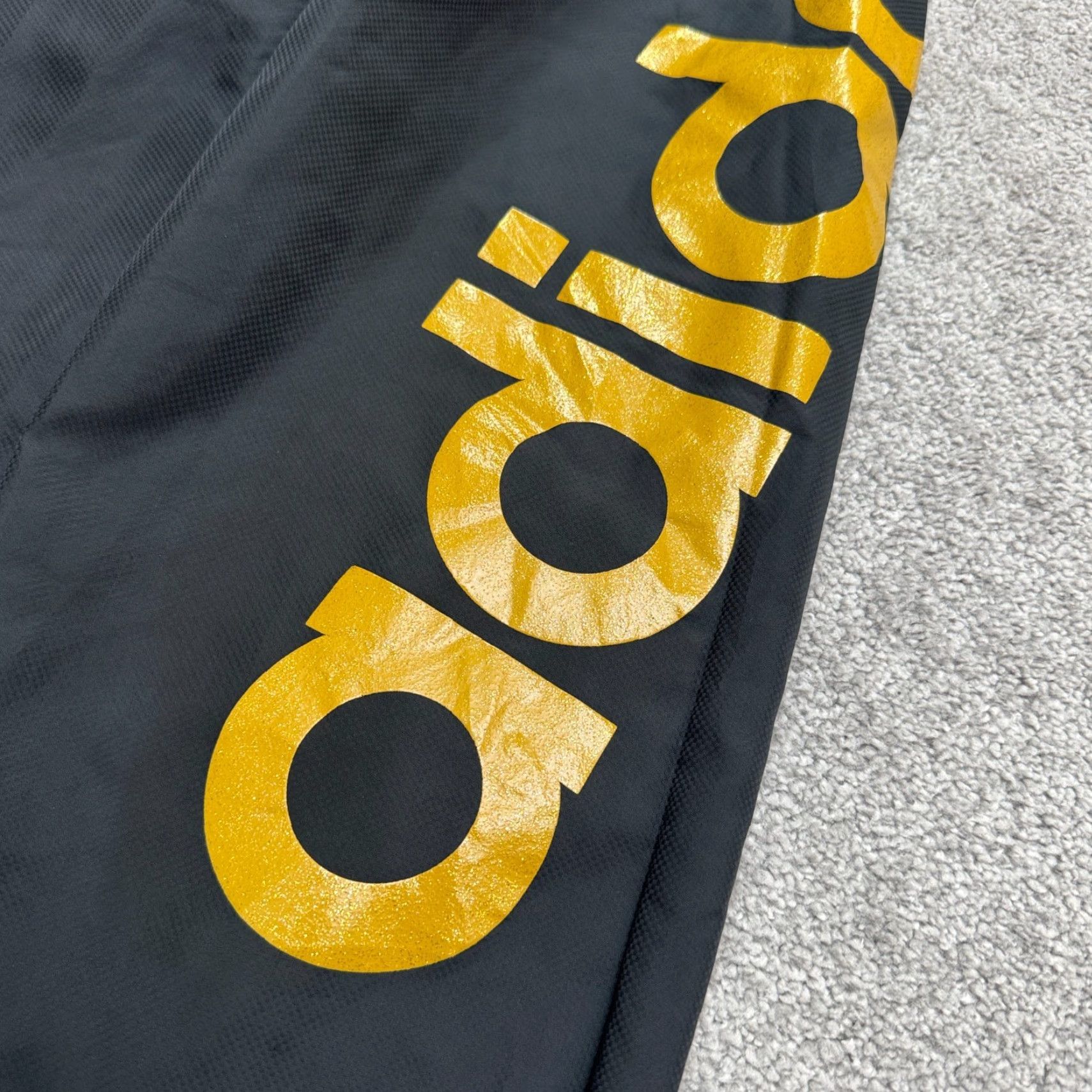 Adidas Adidas Neo Graphic Track Pants Mens Medium Black Gold Lightweight Activewear Size US 31 - 6 Thumbnail